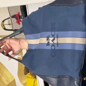 22. Coach Blue Shoulder Sold As Is Desc In Live No Cancel/returns